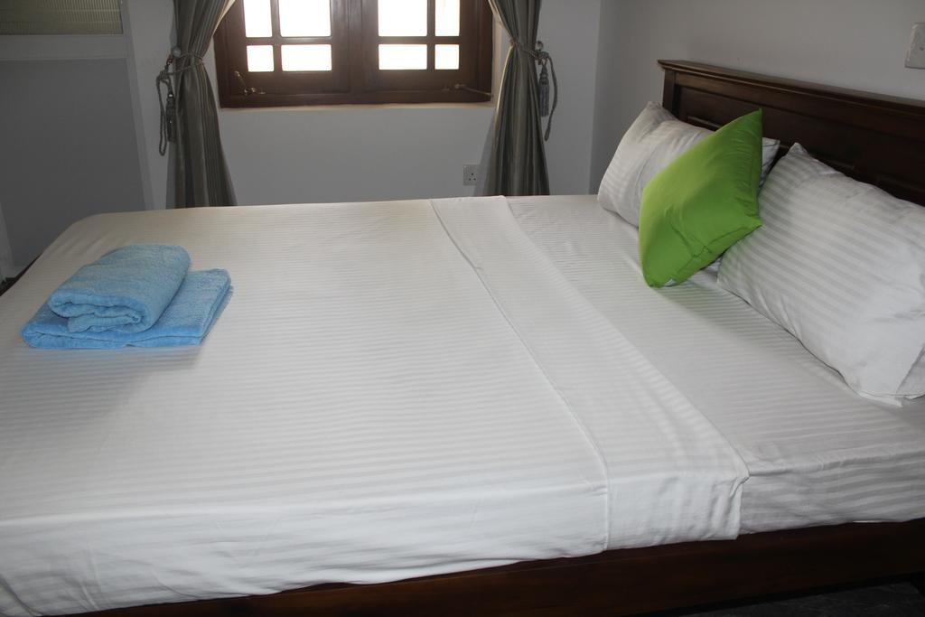 Lion Palace Weligama Bagian luar foto