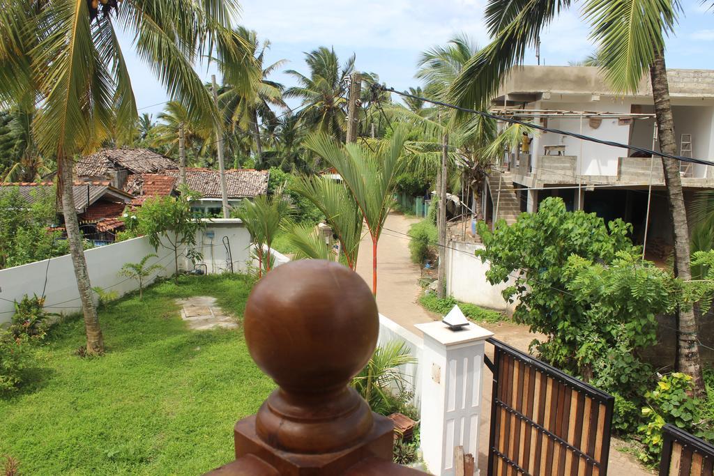 Lion Palace Weligama Bagian luar foto