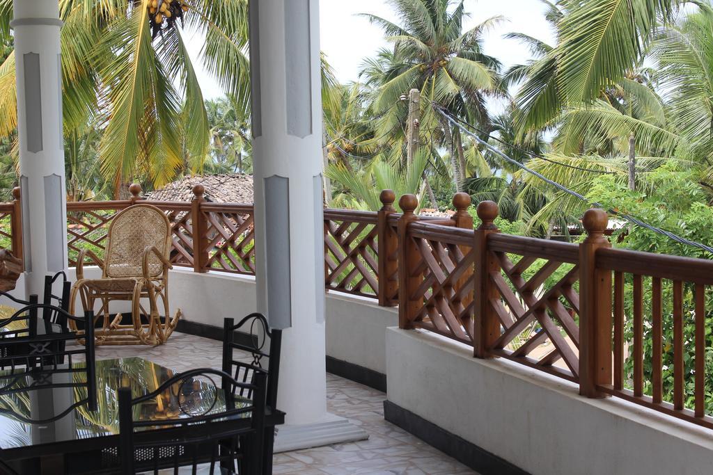 Lion Palace Weligama Bagian luar foto