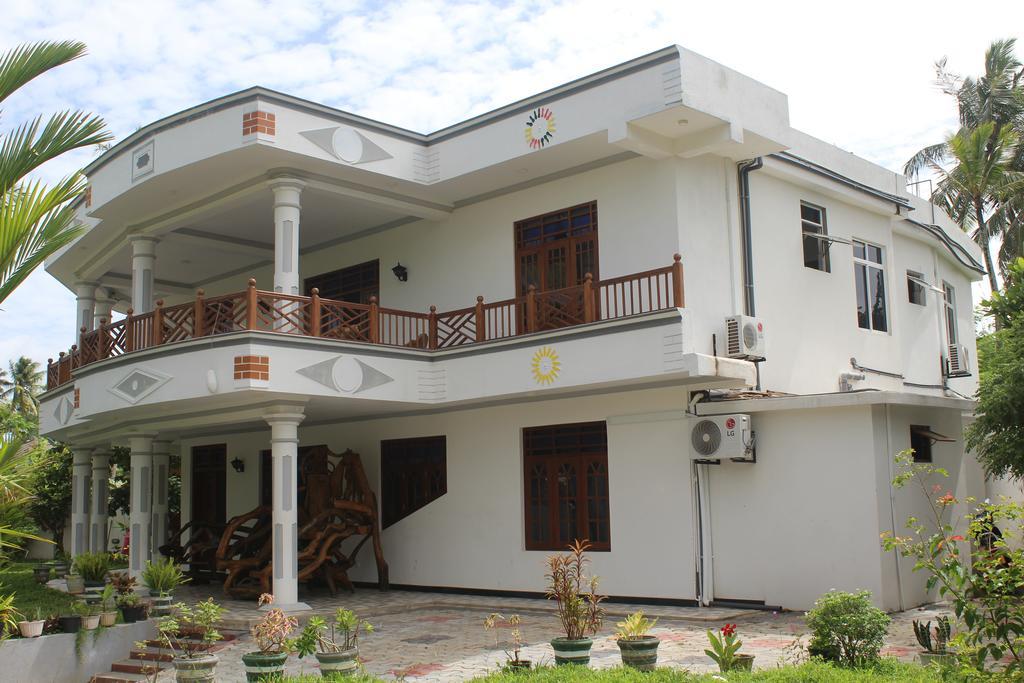 Lion Palace Weligama Bagian luar foto